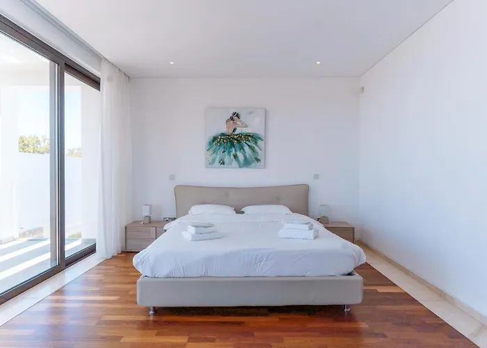 Coral Residences Coral Bay