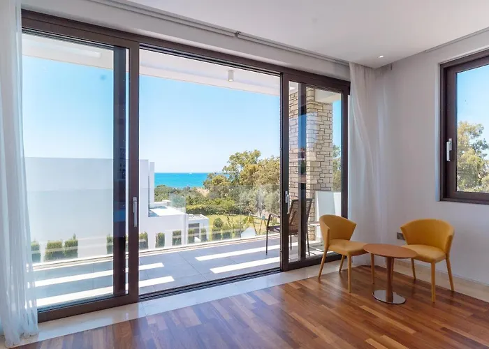 Coral Residences Villa *